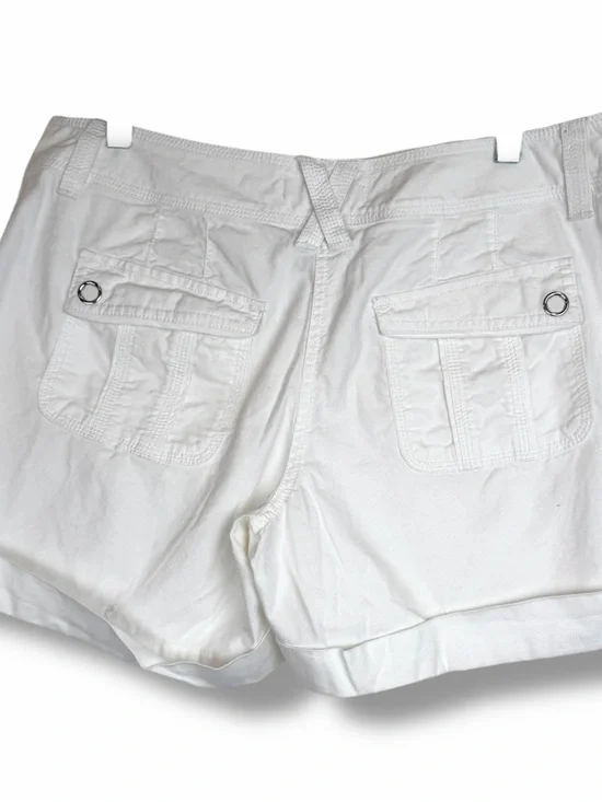 White House Black Market Vintage White Cuffed MR Mid Rise Chino Shorts size 10 - Picture 2 of 6